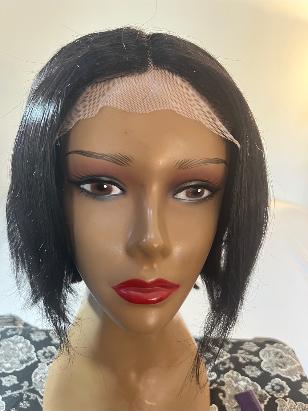 Black Short Lace Front Wig - Sleek Bob Style
